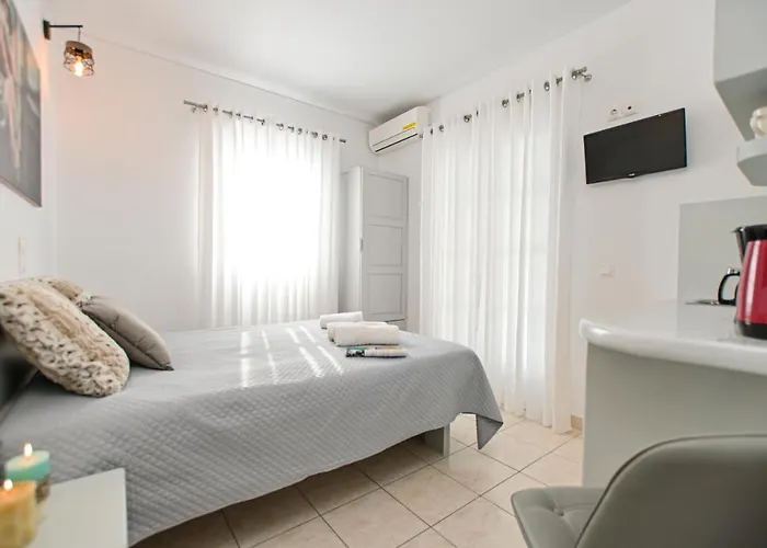 Irene 2 Aparthotel Naxos City