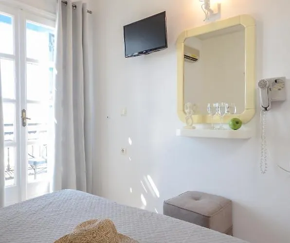 Irene 2 Aparthotel Naxos City